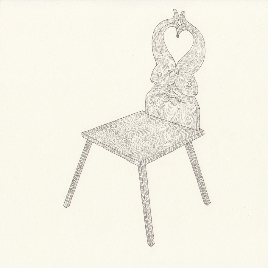 Na ilustracji drewniane krzesło, którego oparcie jest w kształcie serca złożonego z dwóch stykających się ogonkami i brzuchami ryb
