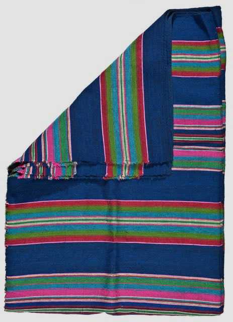Tkanina – pasiak w kolorach: jasno- i ciemnozielonym, granatowym, niebieskim, bordowym, różowym, fioletowym i czarnym