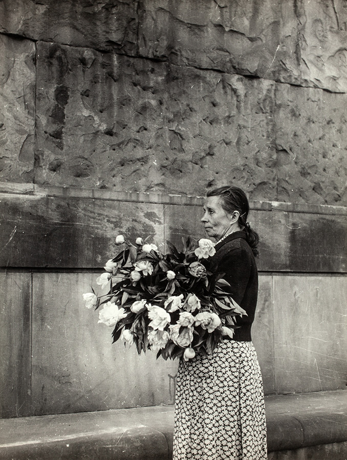 Irena Jarosińska, Kwiaciarka, ok. 1960