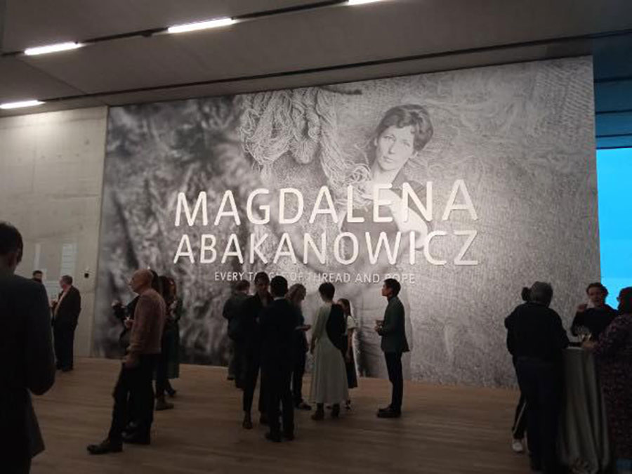 Abakanowicz w Tate Gallery