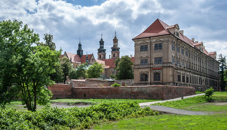 Opactwo cysterskie w Lubiążu