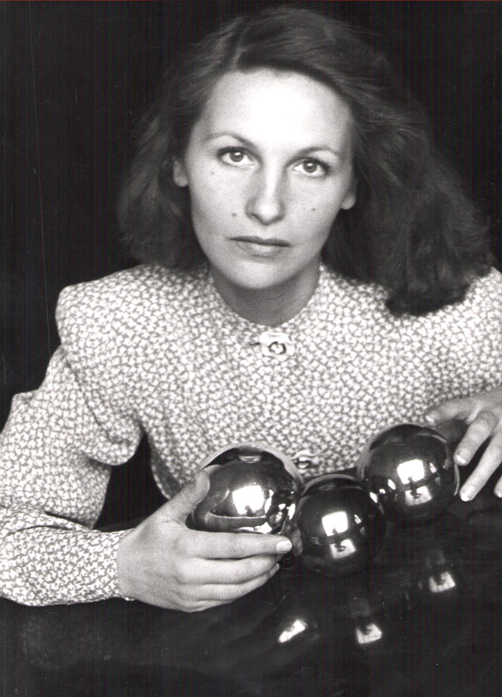 Julia Pirotte, Claudine Spaak, 1943