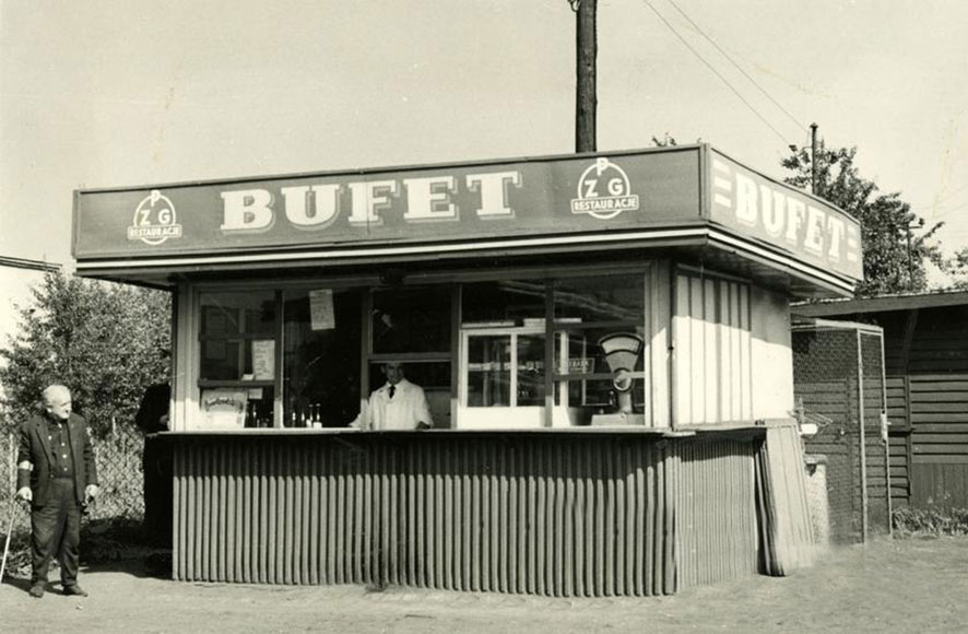 Bufet w kiosku, lata 60. XX w.