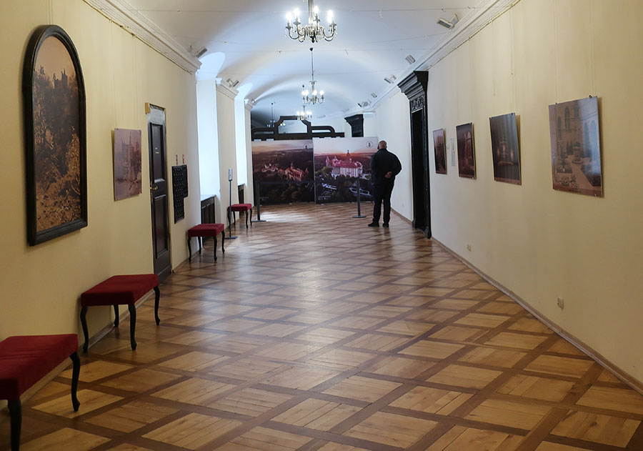 Fotorelacja z oprowadzania dla Stowarzyszenia Przyjaciół Muzeum w Zamku Książ