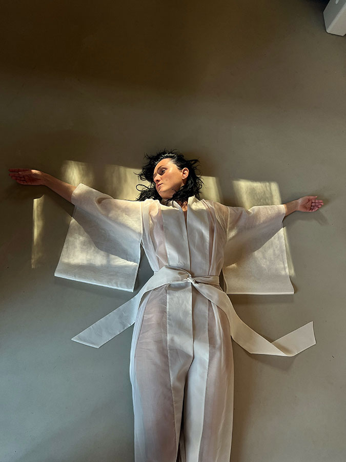 Kimono jako doświadczenie. Język sztuki Joanny Hawrot