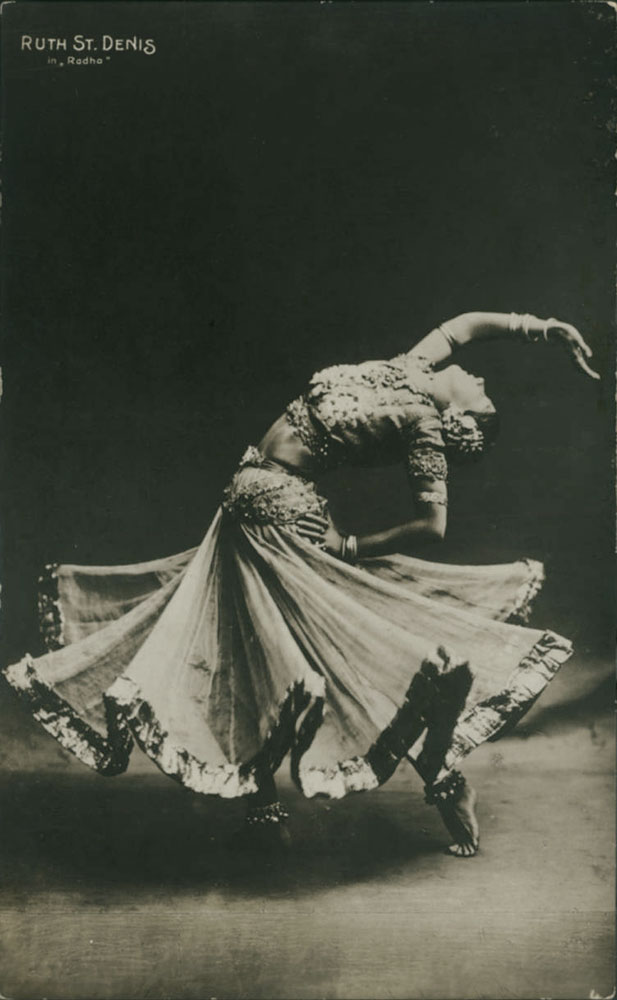 Ruth Saint-Denis w spektaklu Radha, ok. 1905