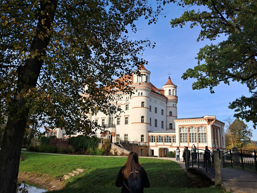 „Dolina pałaców i ogrodów – śladami rodów szlacheckich i ich rezydencji” – fotorelacja z wyjazdu – Wojanów