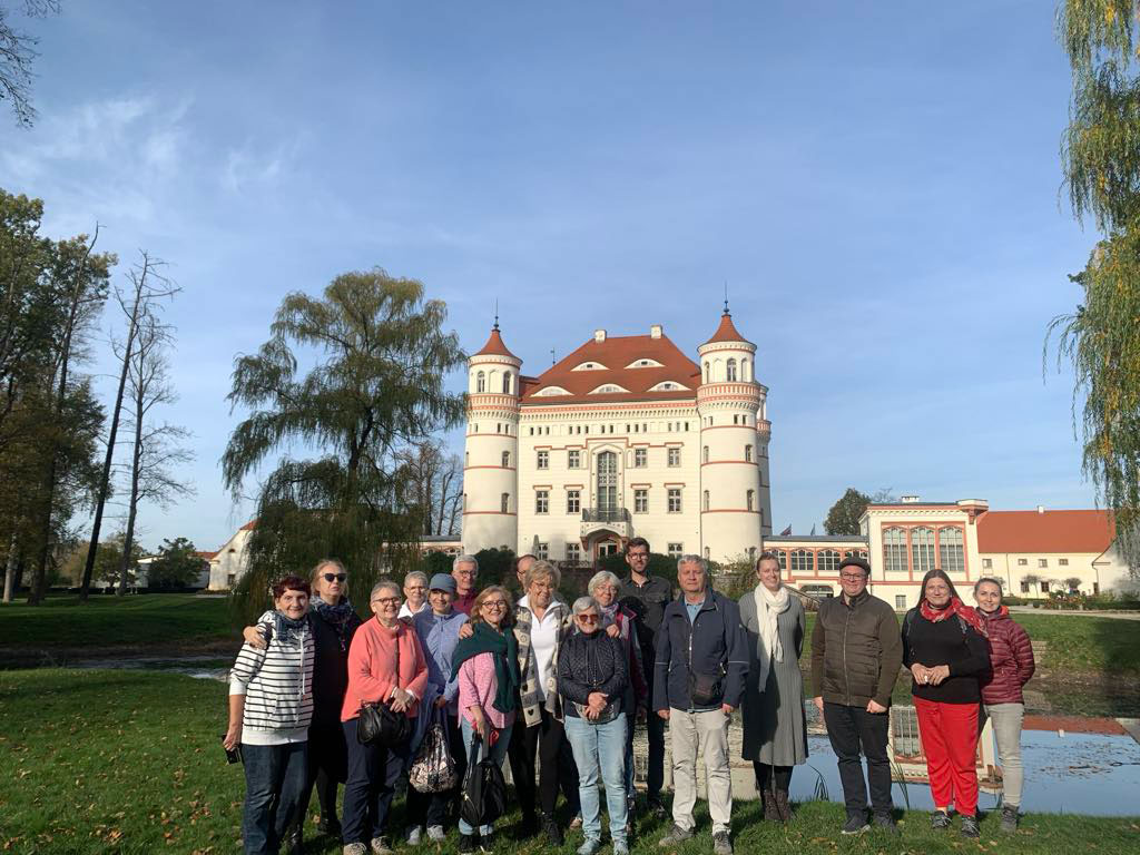 „Dolina pałaców i ogrodów – śladami rodów szlacheckich i ich rezydencji” – fotorelacja z wyjazdu – Wojanów