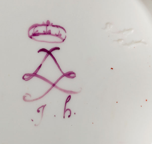 Sygnatura manufaktury porcelany w Sèvres, 3. ćw. XVIII w.