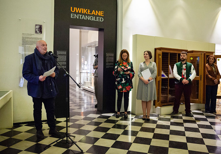Wystawa MUWr „Uwikłane. Dawne pozaeuropejskie zbiory etnograficzne Uniwersytetu Wrocławskiego”