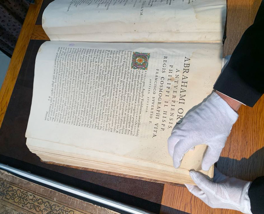 Fotorelacja z wycieczki do Biblioteki UWr