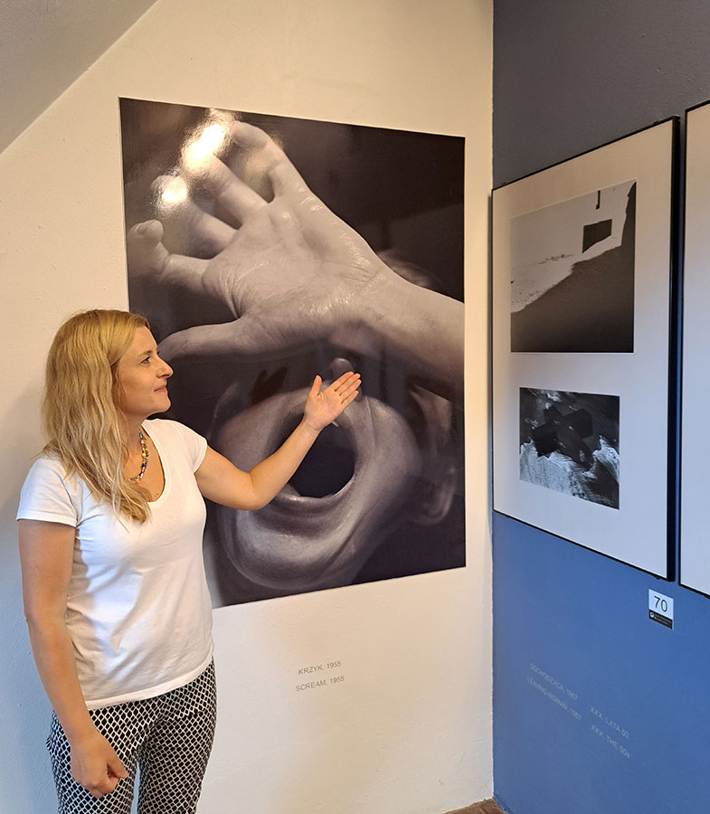 Oprowadzanie po wystawie fotografii Z. Beksińskiego