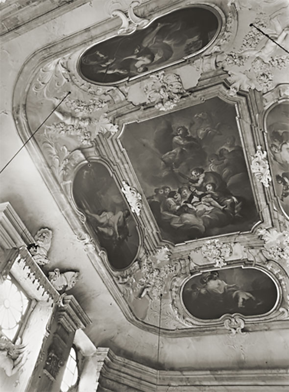 Sufit sali balowej w pałacu w Brzezince, stan przed 1945 r.