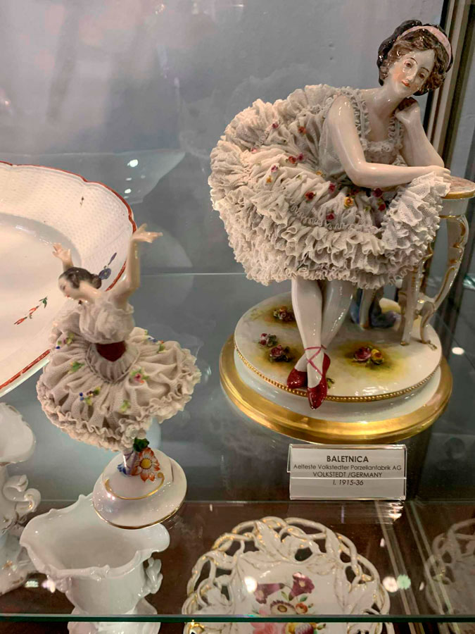 Fotorelacja z wycieczki do Wałbrzycha dla Stowarzyszenia Przyjaciół Muzeum – wnętrze Muzeum Porcelany
