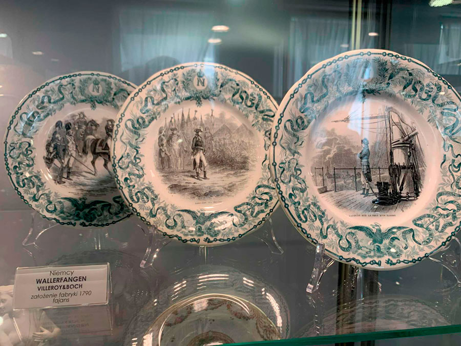 Fotorelacja z wycieczki do Wałbrzycha dla Stowarzyszenia Przyjaciół Muzeum – wnętrze Muzeum Porcelany