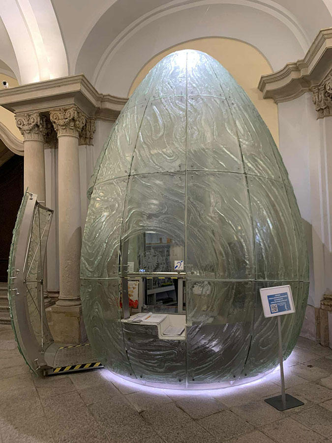 „Szkło artystyczne w architekturze Wrocławia” – fotorelacja ze spaceru dla Stowarzyszenia Przyjaciół Muzeum Narodowego we Wrocławiu