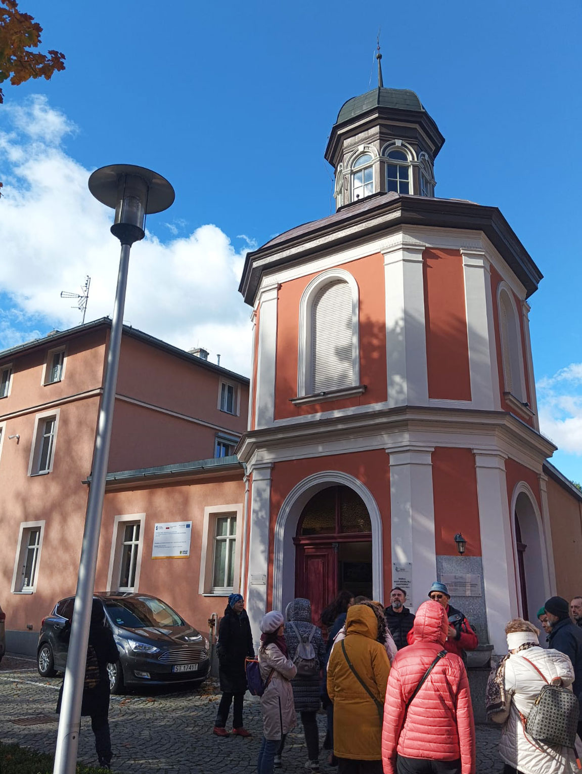 Wycieczka Stowarzyszenia Przyjaciół Muzeum – zwiedzanie Cieplic