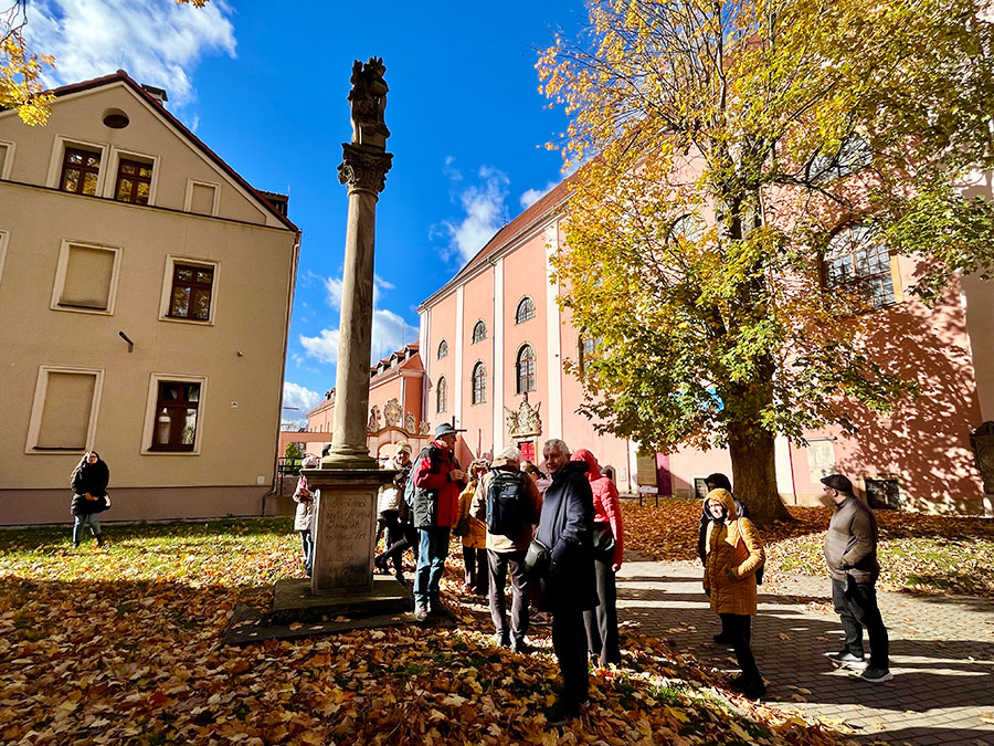 Wycieczka Stowarzyszenia Przyjaciół Muzeum – zwiedzanie Cieplic