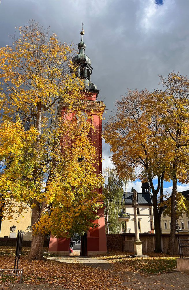 Wycieczka Stowarzyszenia Przyjaciół Muzeum – zwiedzanie Cieplic