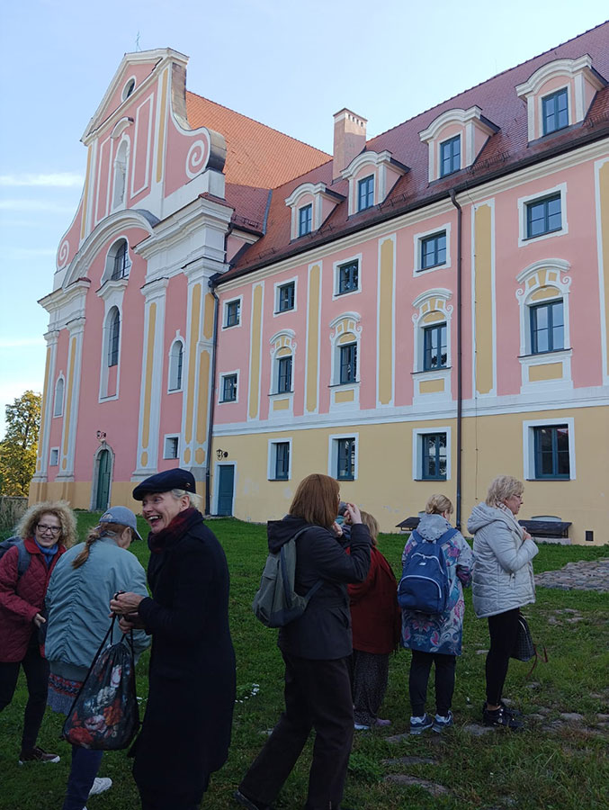 Fotorelacja z wyjazdu po ziemi wołowskiej dla Stowarzyszenia Przyjaciół Muzeum Narodowego we Wrocławiu