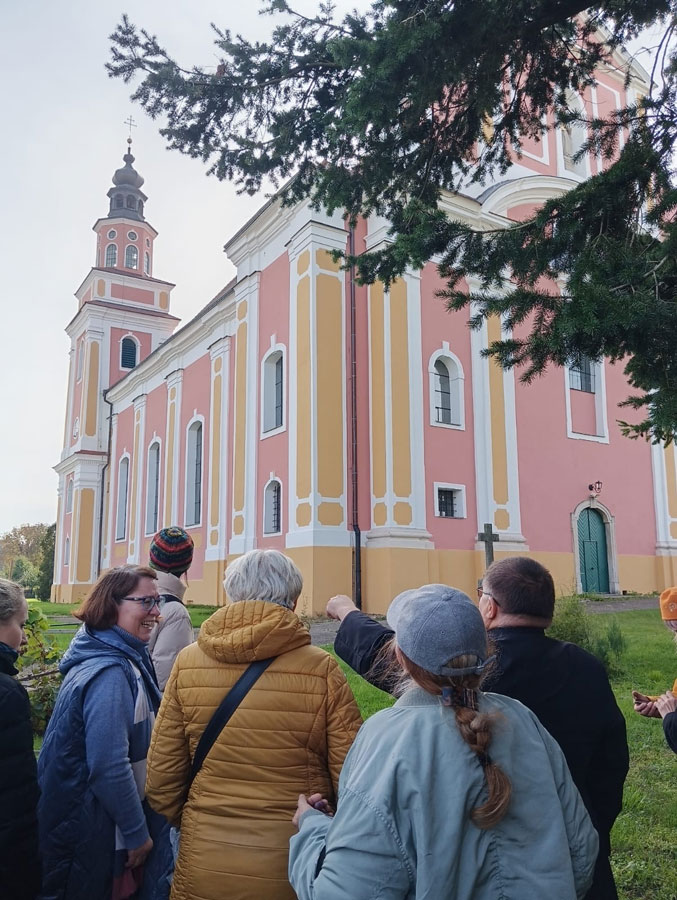 Fotorelacja z wyjazdu po ziemi wołowskiej dla Stowarzyszenia Przyjaciół Muzeum Narodowego we Wrocławiu