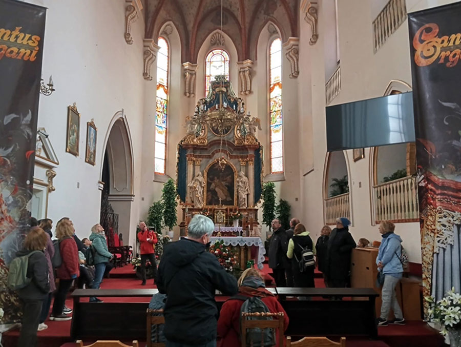 Fotorelacja z wyjazdu po ziemi wołowskiej dla Stowarzyszenia Przyjaciół Muzeum Narodowego we Wrocławiu