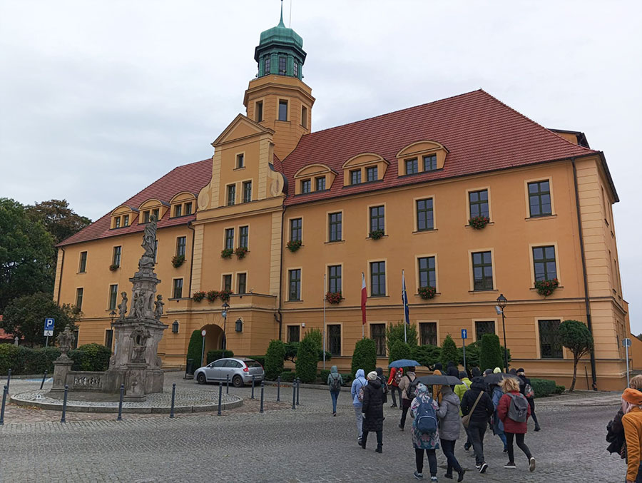 Fotorelacja z wyjazdu po ziemi wołowskiej dla Stowarzyszenia Przyjaciół Muzeum Narodowego we Wrocławiu
