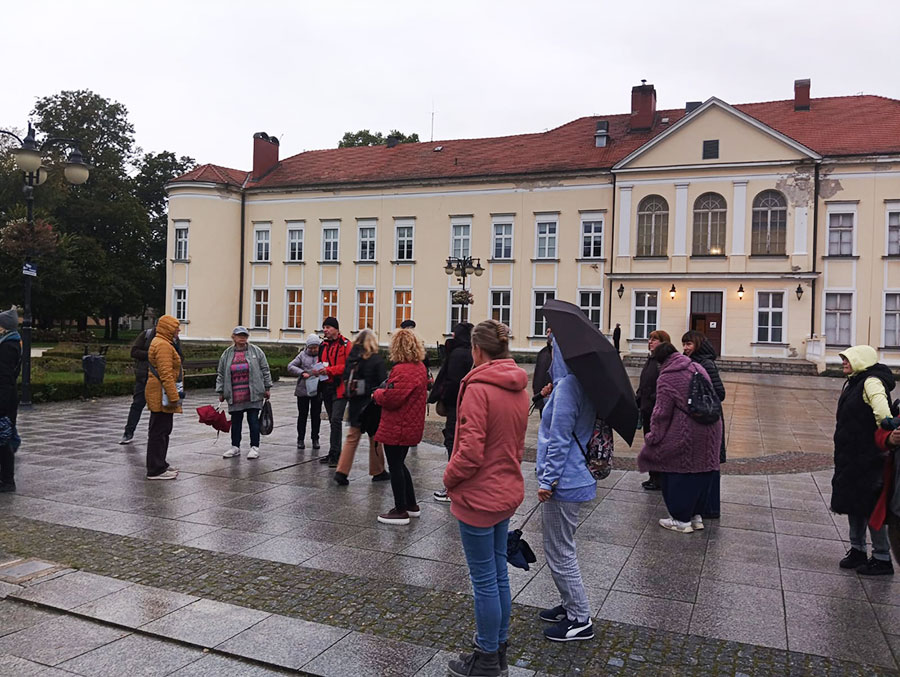 Fotorelacja z wyjazdu po ziemi wołowskiej dla Stowarzyszenia Przyjaciół Muzeum Narodowego we Wrocławiu