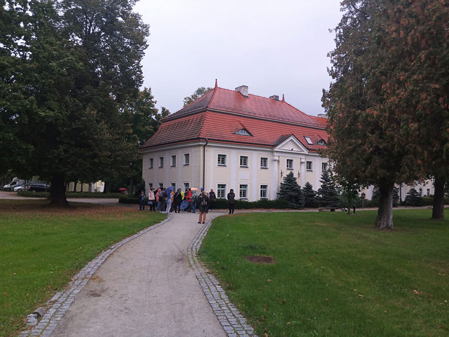 Fotorelacja z wyjazdu po ziemi wołowskiej dla Stowarzyszenia Przyjaciół Muzeum Narodowego we Wrocławiu