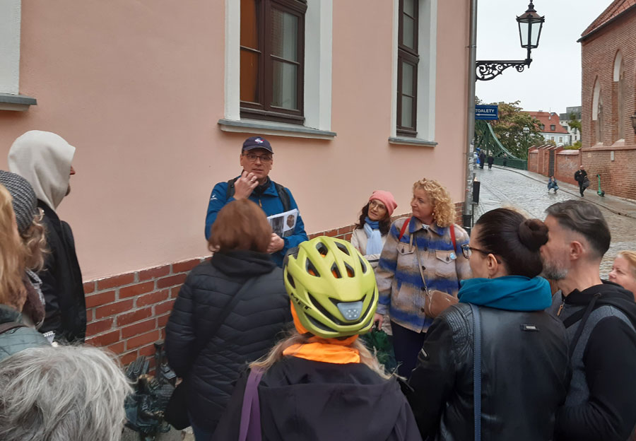 „Historia i zabytki Ostrowa Tumskiego we Wrocławiu” – fotorelacja z oprowadzania dla Stowarzyszenia Przyjaciół Muzeum
