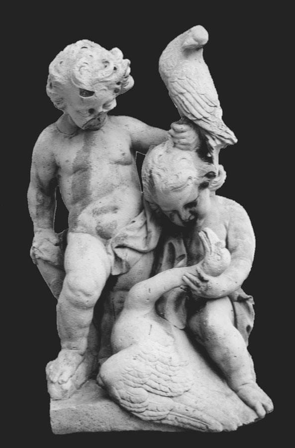 Para stojących puttów z ptakami