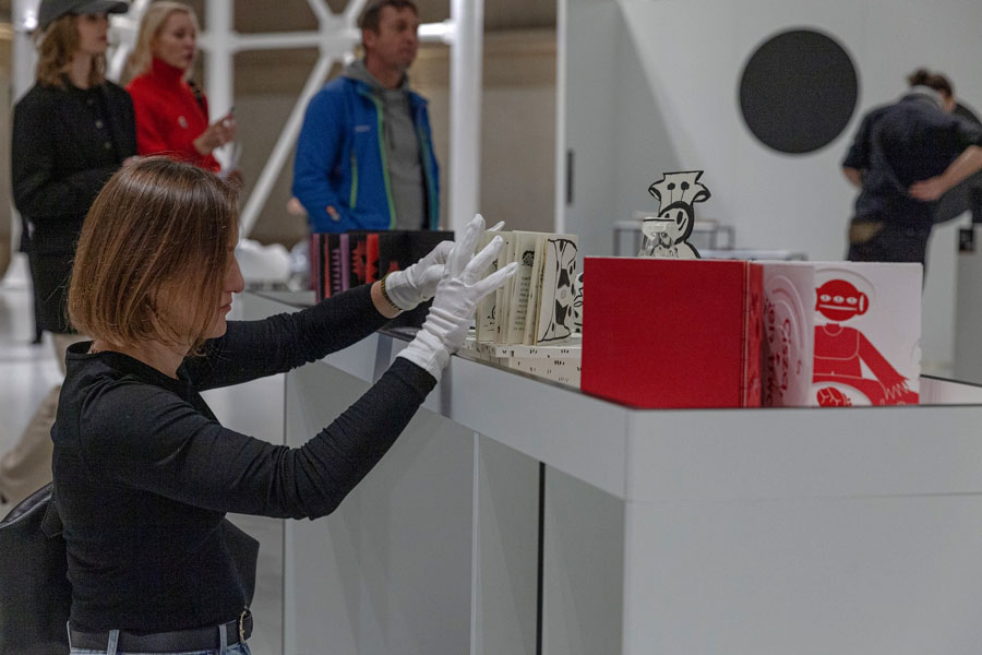 Wernisaż w Pawilonie Czterech Kopuł „Ogólnopolski Przegląd Sztuki Książki. II Wrocławskiego Triennale”