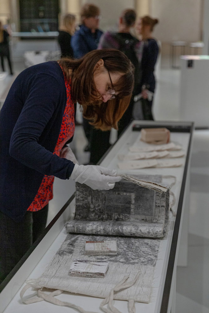 Wernisaż w Pawilonie Czterech Kopuł „Ogólnopolski Przegląd Sztuki Książki. II Wrocławskiego Triennale”