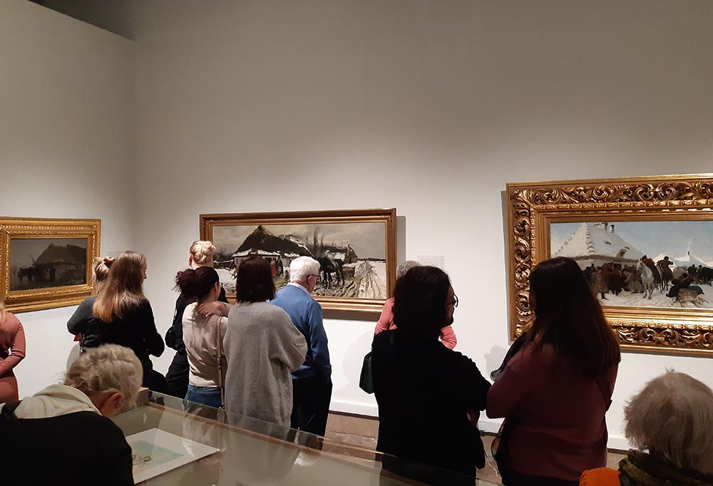 Stowarzyszenie Przyjaciół Muzeum na wycieczce w Krakowie – zwiedzanie Muzeum Narodowego z wystawą Józefa Chełmońskiego