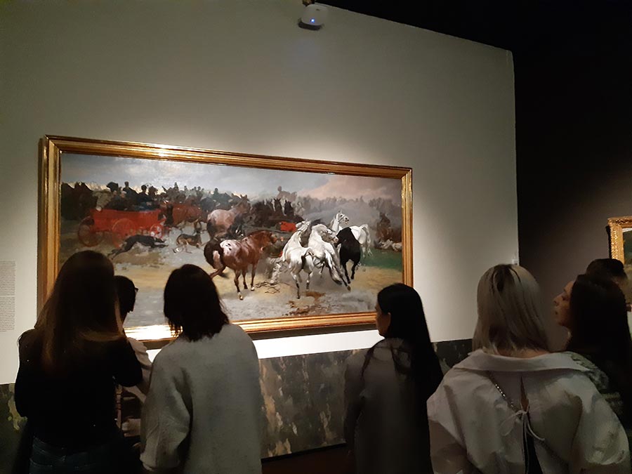 Stowarzyszenie Przyjaciół Muzeum na wycieczce w Krakowie – zwiedzanie Muzeum Narodowego z wystawą Józefa Chełmońskiego