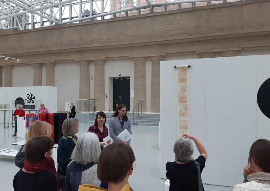 Oprowadzanie po wystawie „Ogólnopolski Przegląd Sztuki Książki. II Wrocławskie Triennale”