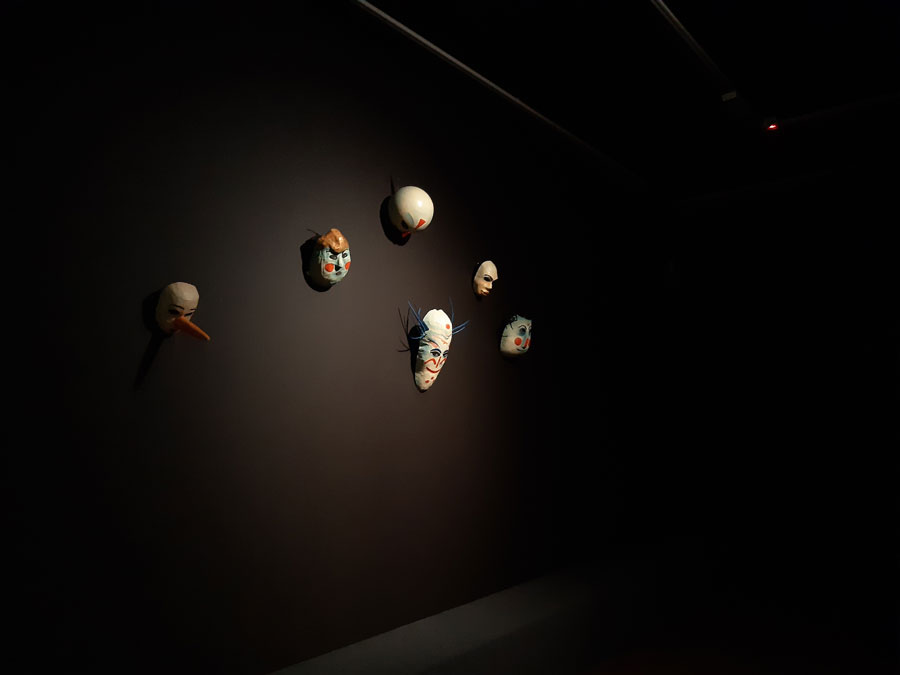 Fotorelacja z wycieczki do Warszawy dla Stowarzyszenia Przyjaciół Muzeum we Wrocławiu – maski w Muzeum Narodowym