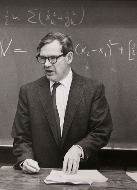 Prof. Wolfgang Fuchs (1915–1997); fot. domena publiczna