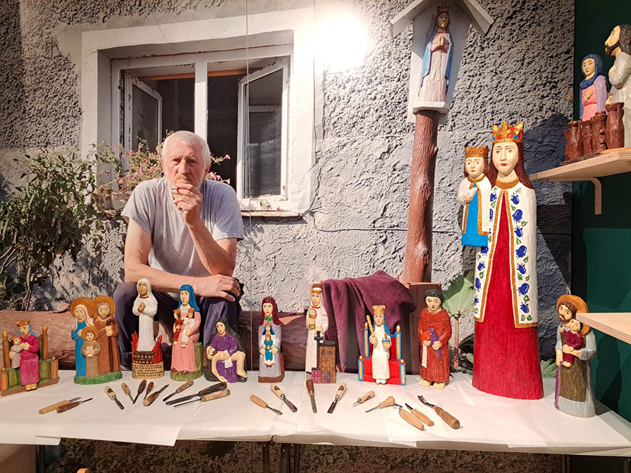 Spotkanie z rzeźbiarzem Janem Giejsonem w Muzeum Etnograficznym