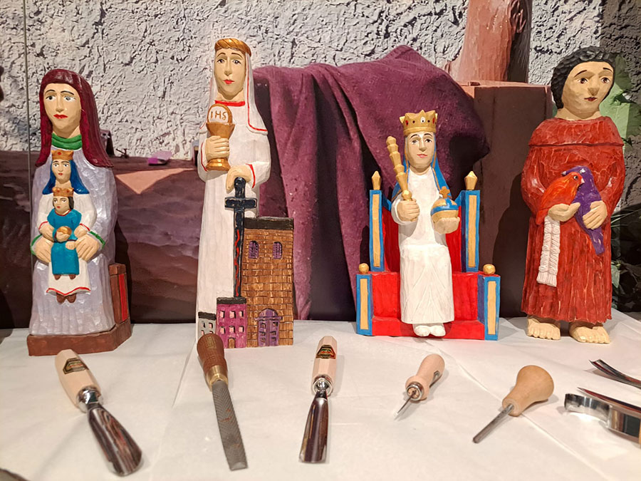 Spotkanie z rzeźbiarzem Janem Giejsonem w Muzeum Etnograficznym