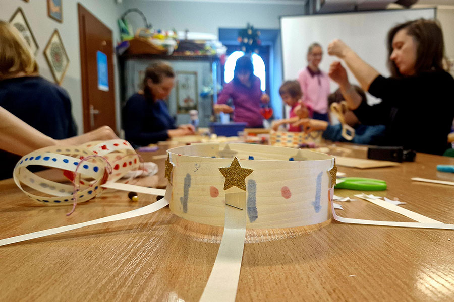 Przedświąteczne warsztaty w Etno – ozdoby z wiórów