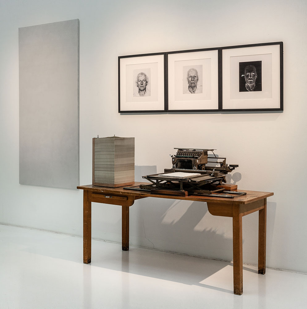 Robert Kuśmirowski „Wariacja na temat twórczości Romana Opałki”, 2011