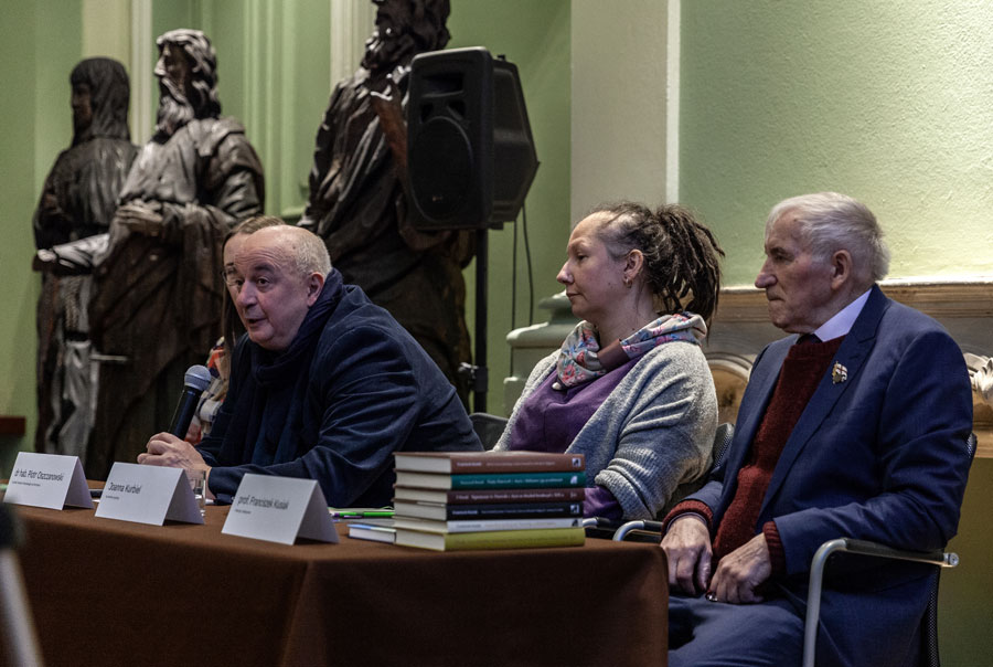 „Kazanie do ptaków” – fotorelacja z konferencji prasowej i wernisażu