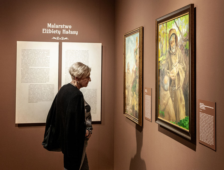 „Kazanie do ptaków” – fotorelacja z konferencji prasowej i wernisażu