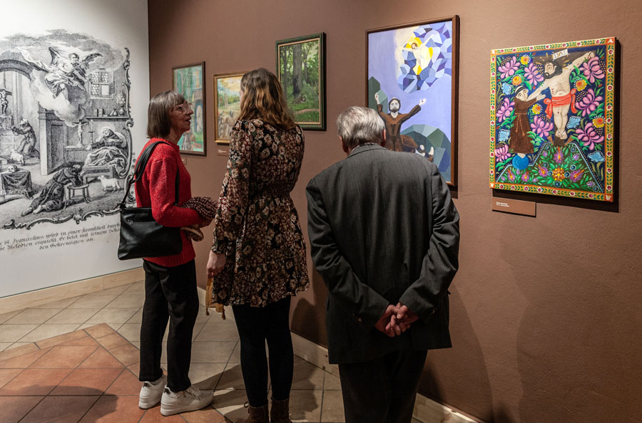 „Kazanie do ptaków” – fotorelacja z konferencji prasowej i wernisażu