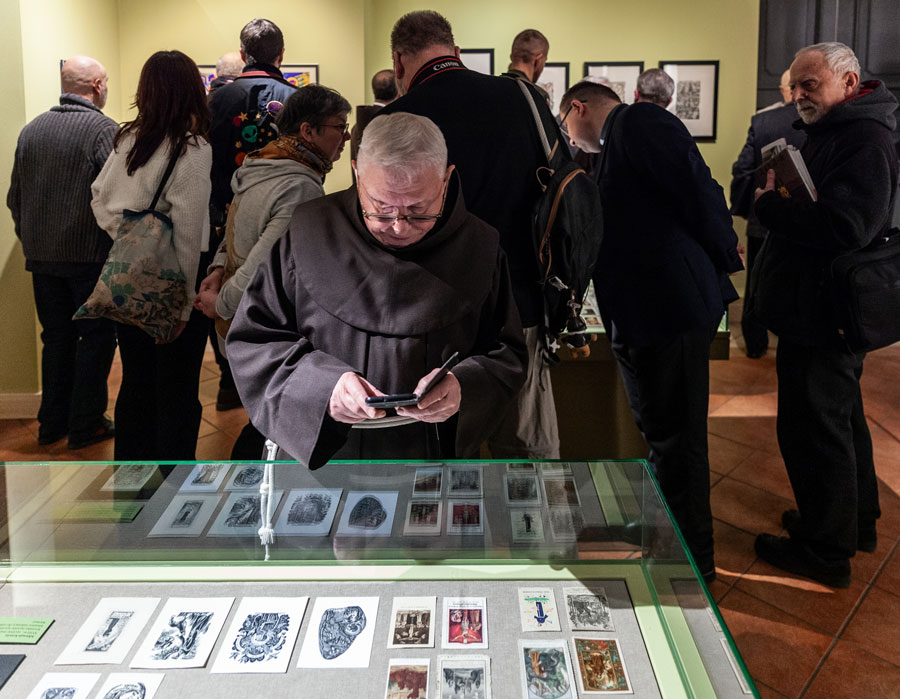 „Kazanie do ptaków” – fotorelacja z konferencji prasowej i wernisażu