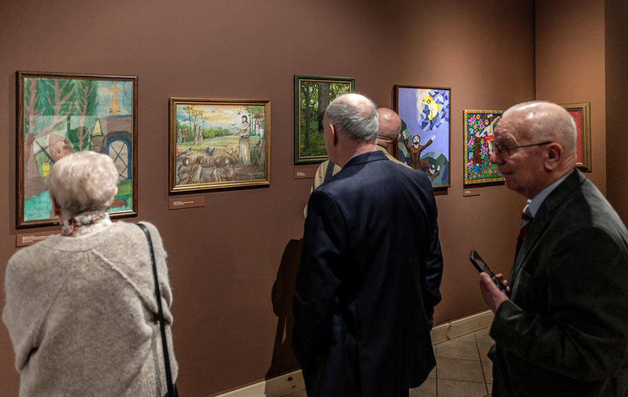 „Kazanie do ptaków” – fotorelacja z konferencji prasowej i wernisażu