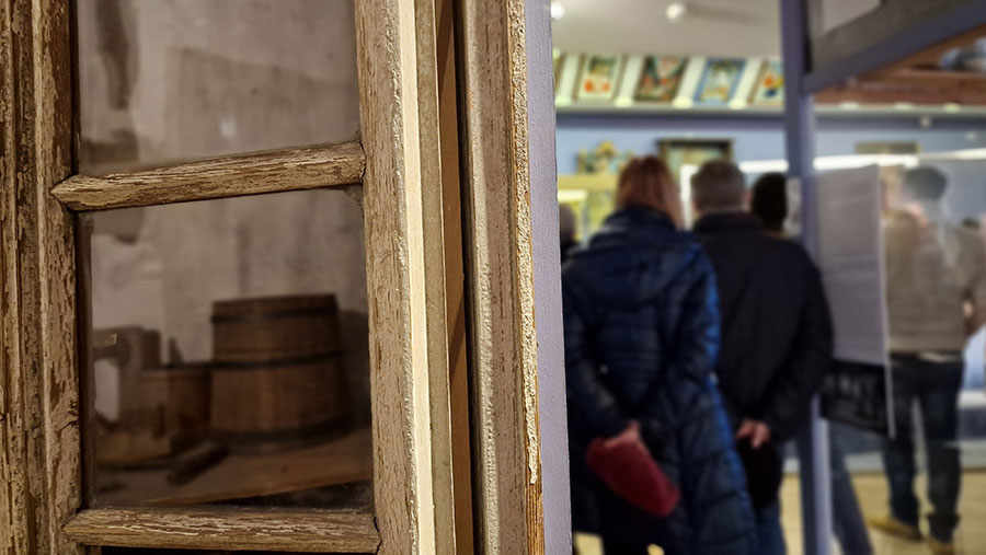 Sobotnie oprowadzanie po wystawie stałej w Muzeum Etnograficznym