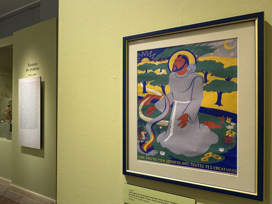 Przygotowania do wystawy „Kazanie do ptaków”