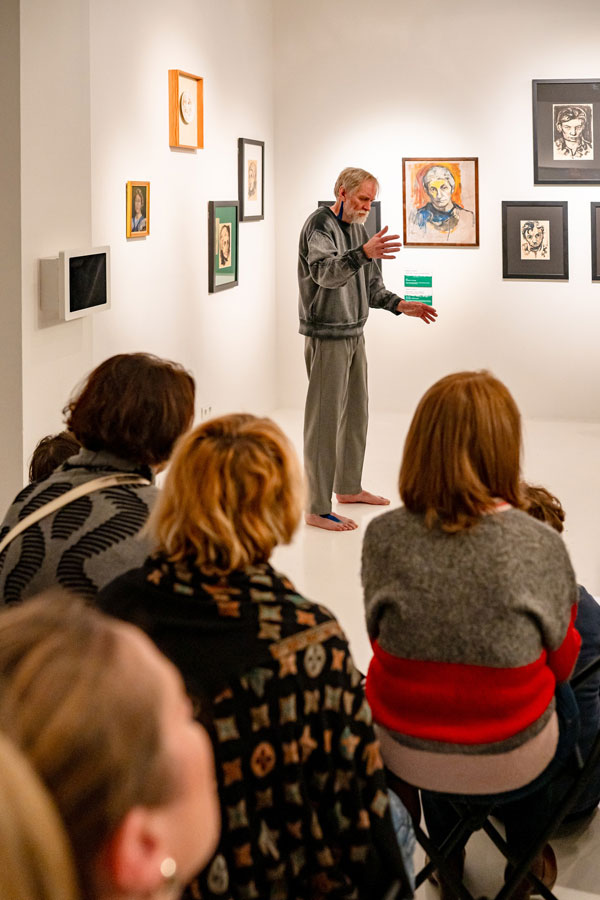Teatr Czterech na zakończenie wystawy „Waldemar Cwenarski. Czułość. Powroty i poszukiwania”